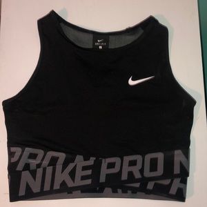 Nike cropped tank